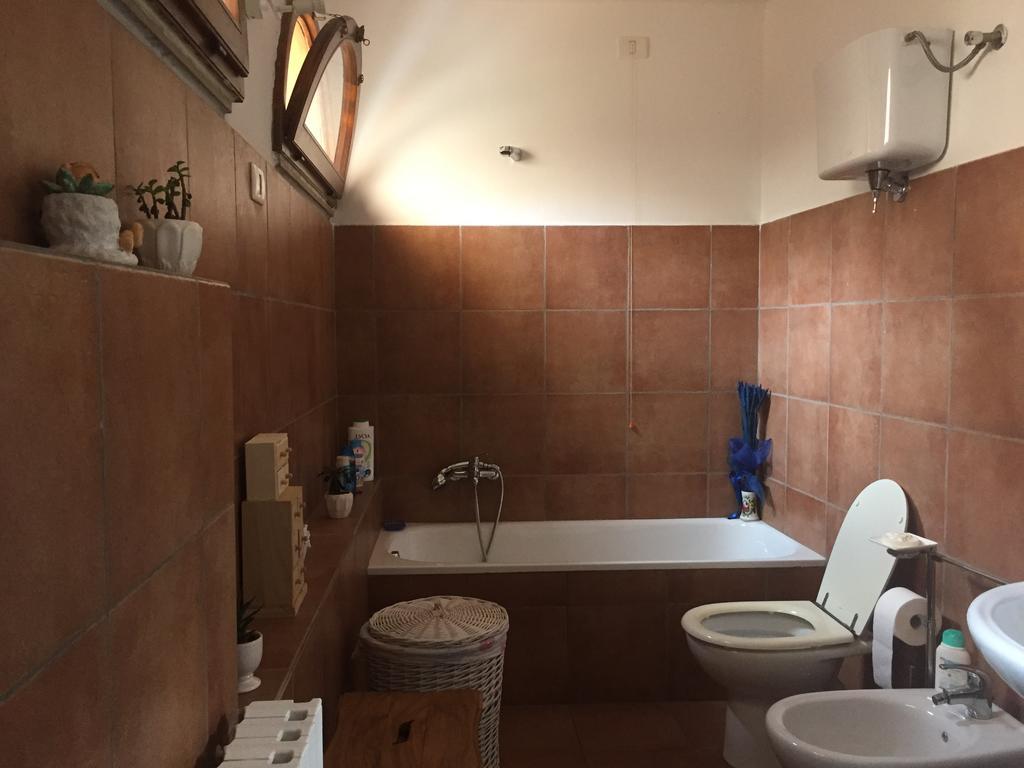 شقة Casa Di Emanuela سبيلّو الغرفة الصورة